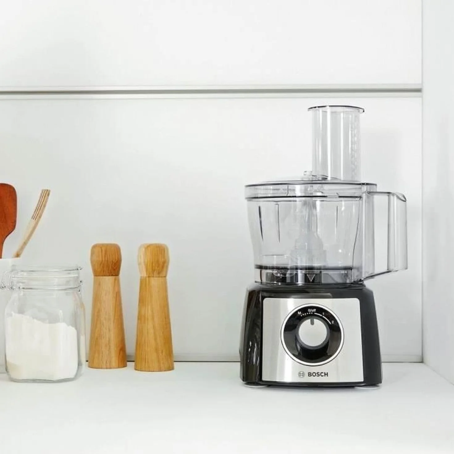 Bosch MultiTalent 3 MCM3501M – Robot de cuisine polyvalent avec plus de 50 fonctions – 800 W – Capacité de 2,3 L – Couleur : Noir/Inox brossé