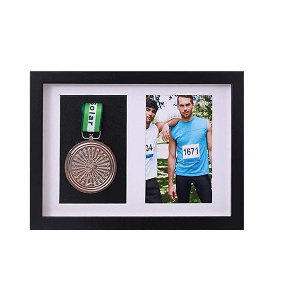 Cadre pour afficher des médailles ， Médaille pour le sport Boîte 3D Cadre photo ， Encadrement pour photo Cadre noir et couleur noyer profond pour cadre profond 3D Pour afficher les médailles