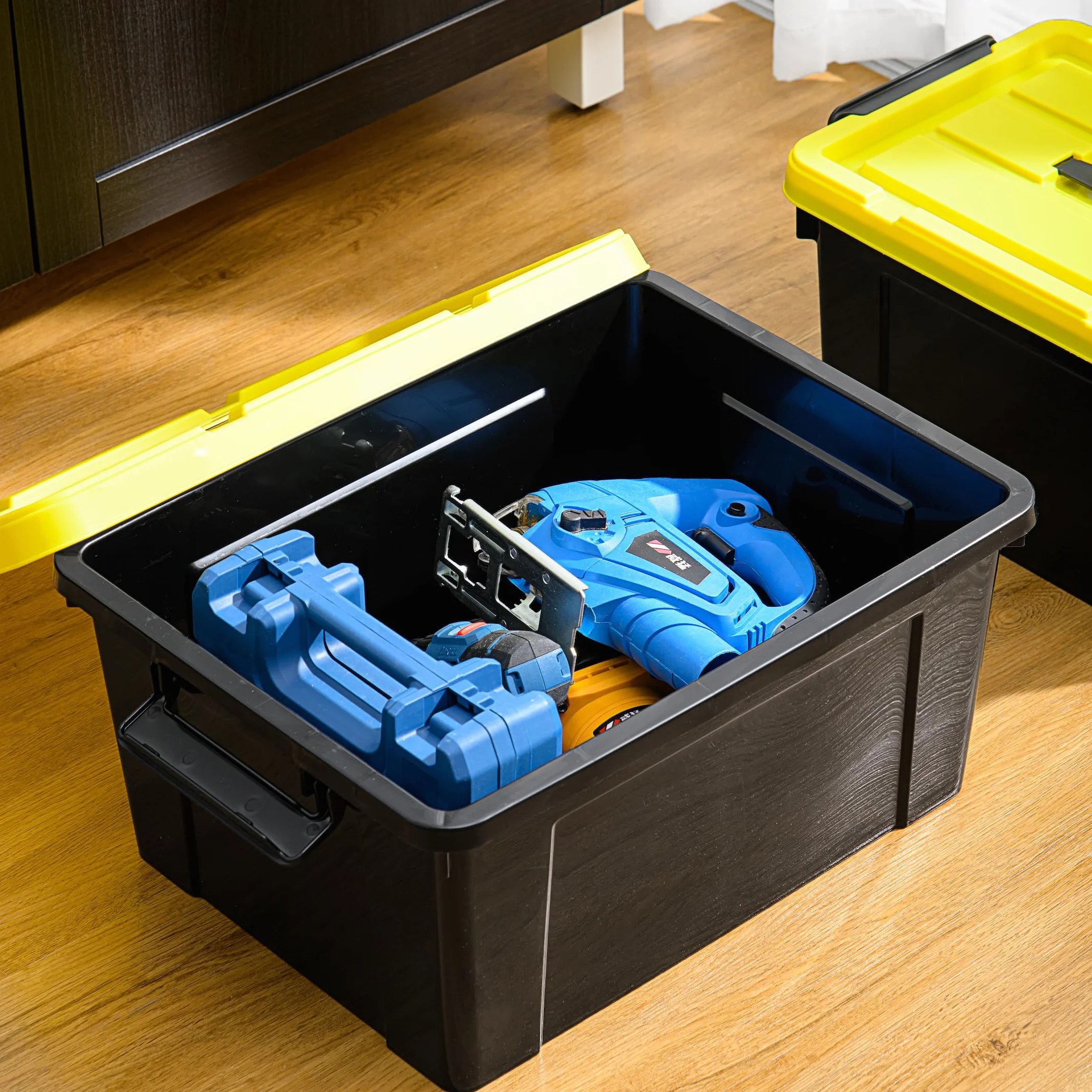 Lot de 6 boîtes de rangement en plastique avec couvercles, 15 L, empilable, noir et jaune