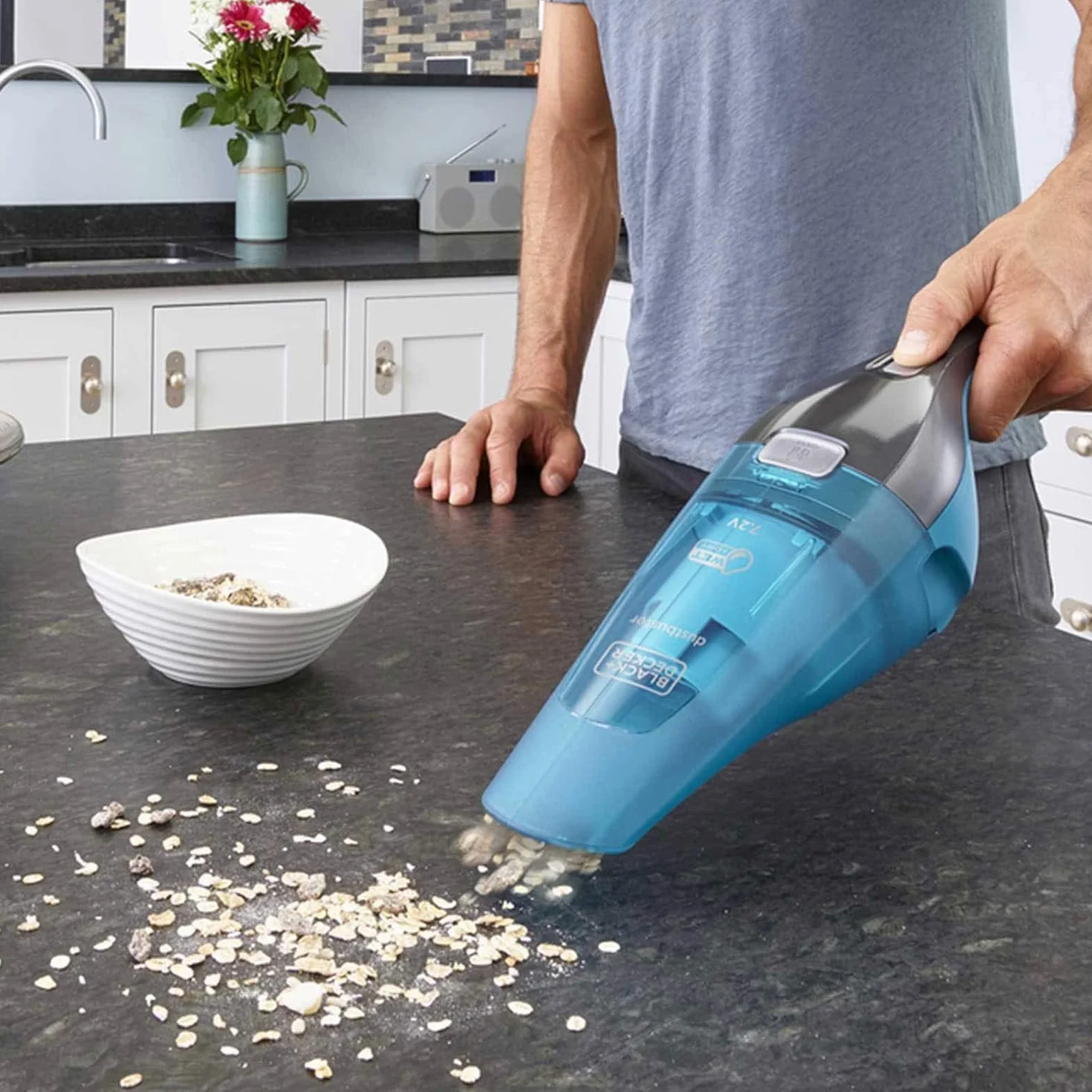 BLACK+DECKER dustbuster Aspirateur à Main sans Fil 7.2V, Humide & Sec, WDC215WA-QW