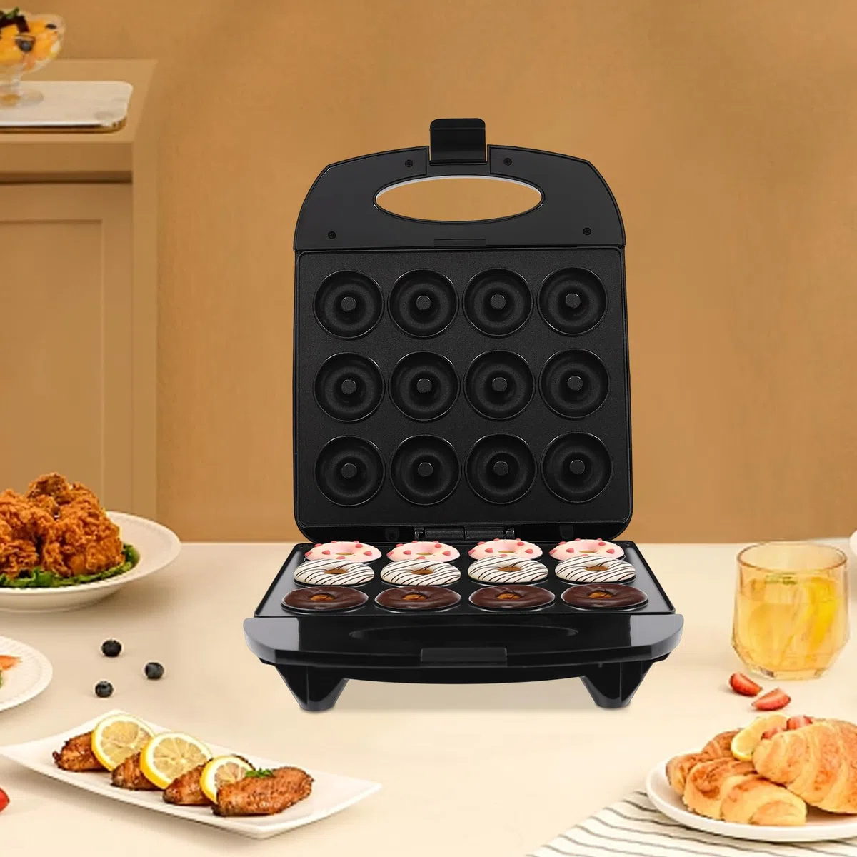 Moule à donuts 3 en 1 pour petite machine à pâtisserie pour les fêtes de famille et les loisirs 200 W