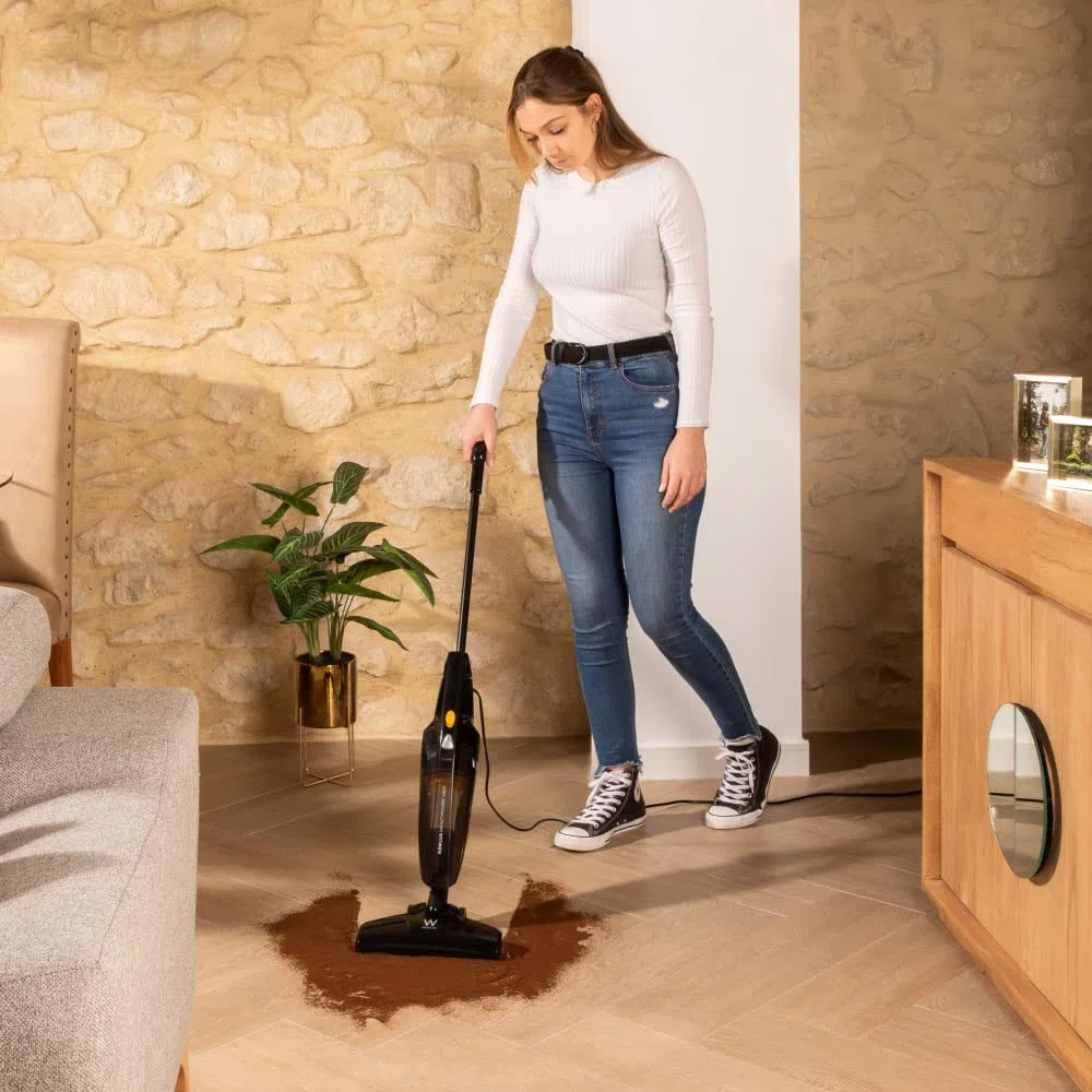 SAMBA NEWLUX- Aspirateur Balai avec Fil Vertical et à Main Mod Aspirateur Balai sans Sac 2 en 1, 800W, Léger, San Sac, Filtre HEPA, Boîte à poussière de 0.5 l.