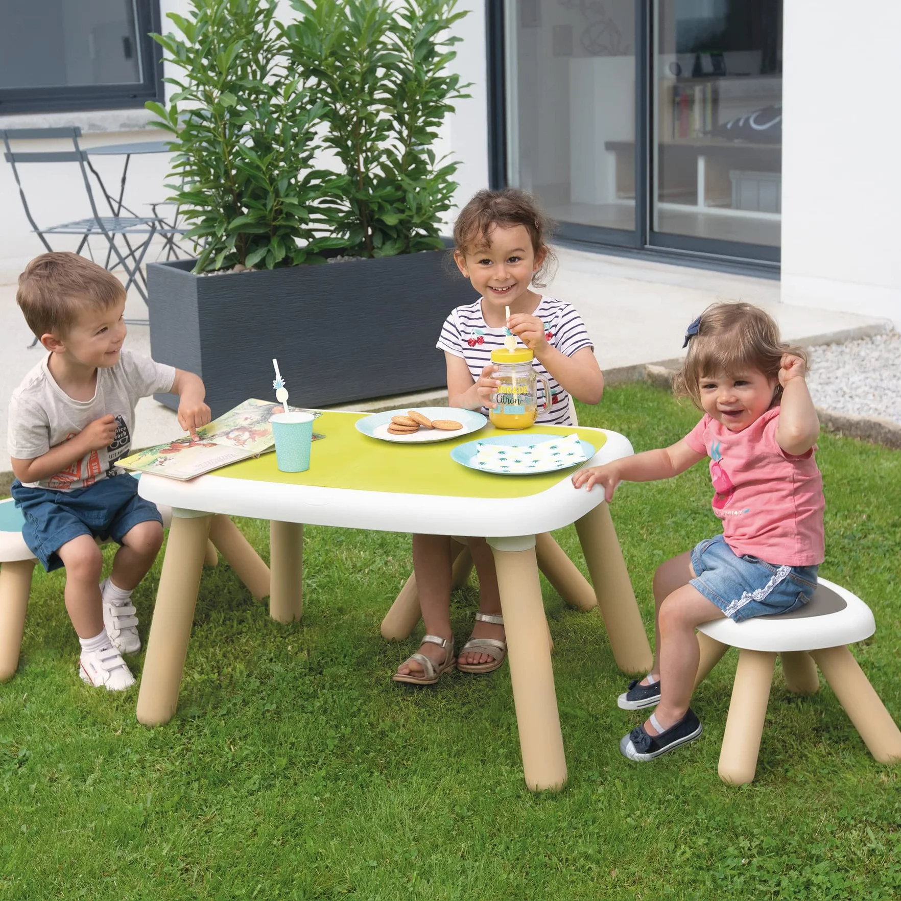 Smoby - Kid Table - Mobilier pour Enfant - Dès 18 Mois - Intérieur et Extérieur - 880406 Vert/Beige