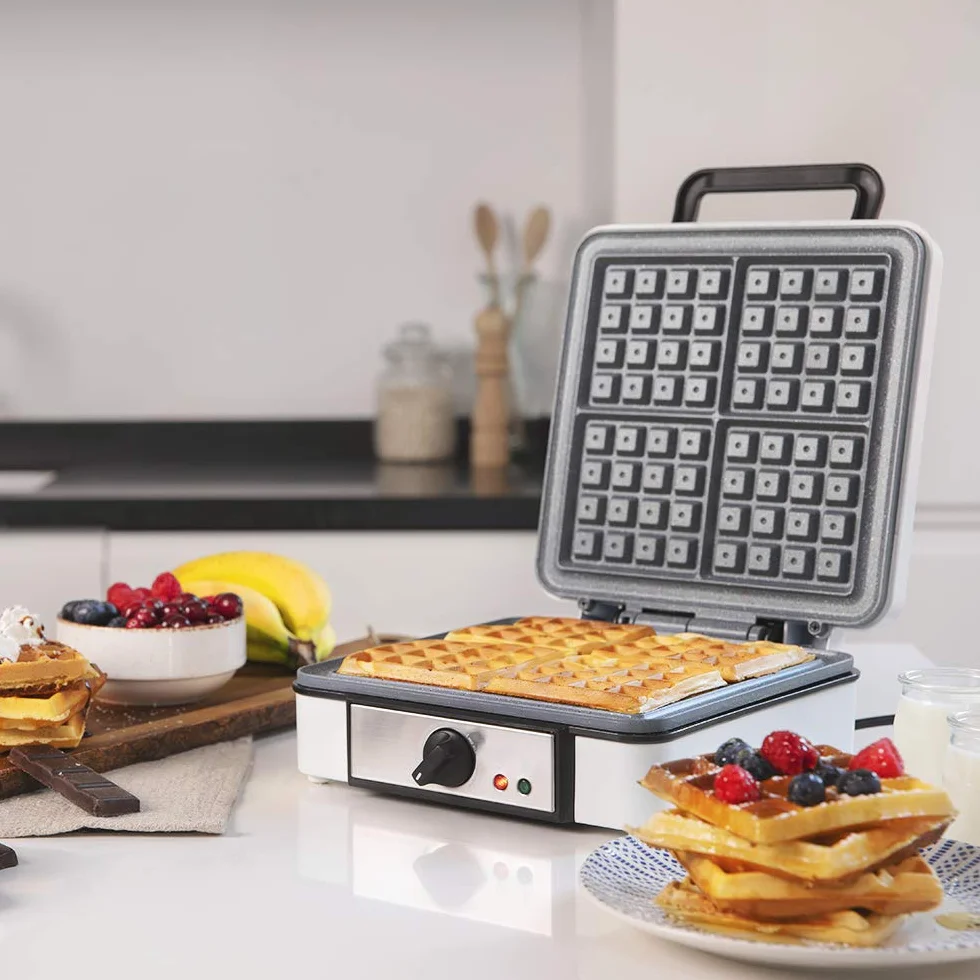 Cecotec Moule électrique Fun Gofrestone 4Inox 1200 W en acier inoxydable, 4 gaufres à la fois, revêtement antiadhésif Rockstone, température réglable